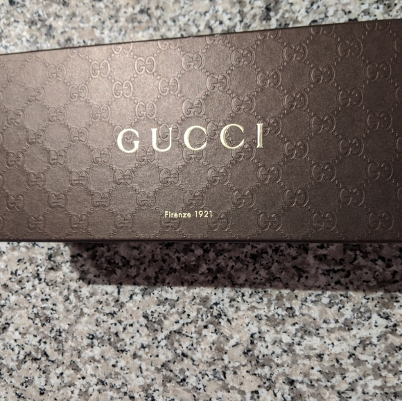 Gucci Peep-Toe Flats (never worn!) - Picture 6 of 6